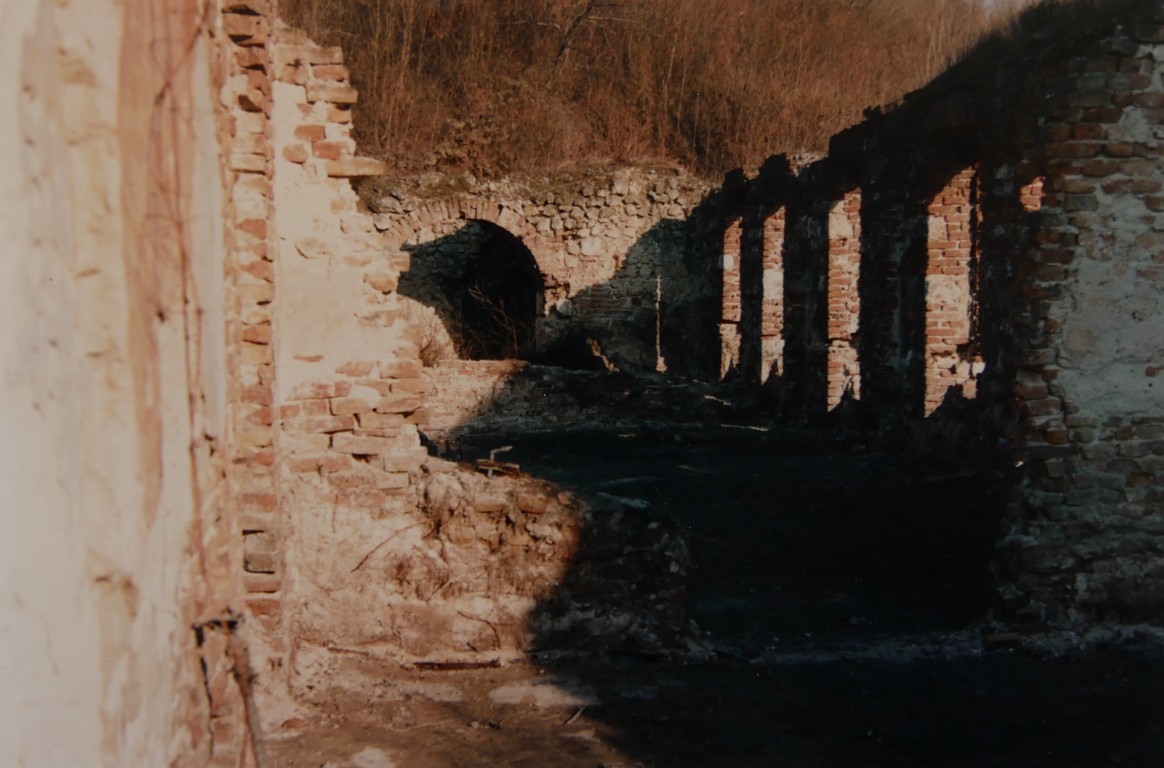 Фотографија из галерије Манастира Кувеждин, 1994 (2)